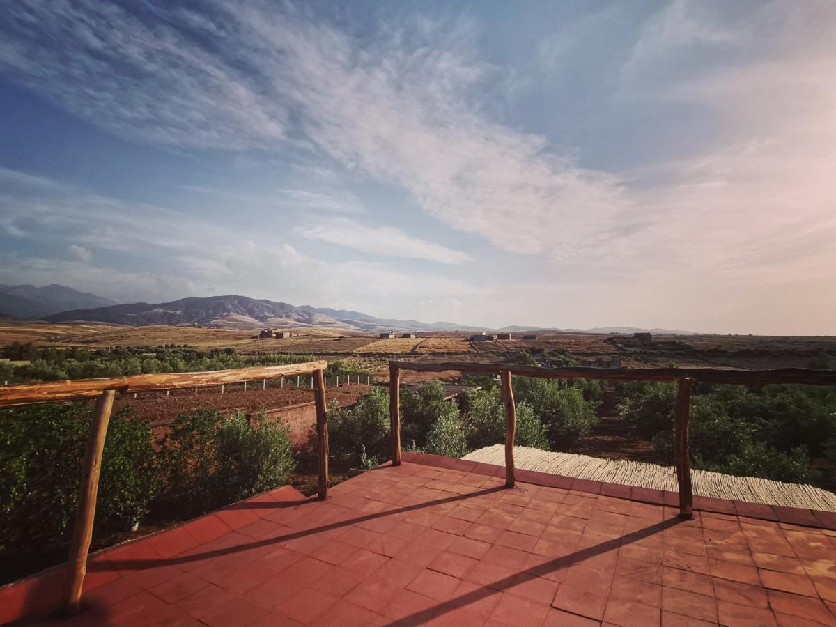 Les Jardins De Taja Guest house