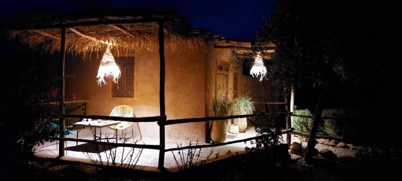 Les Jardins De Taja Guest house