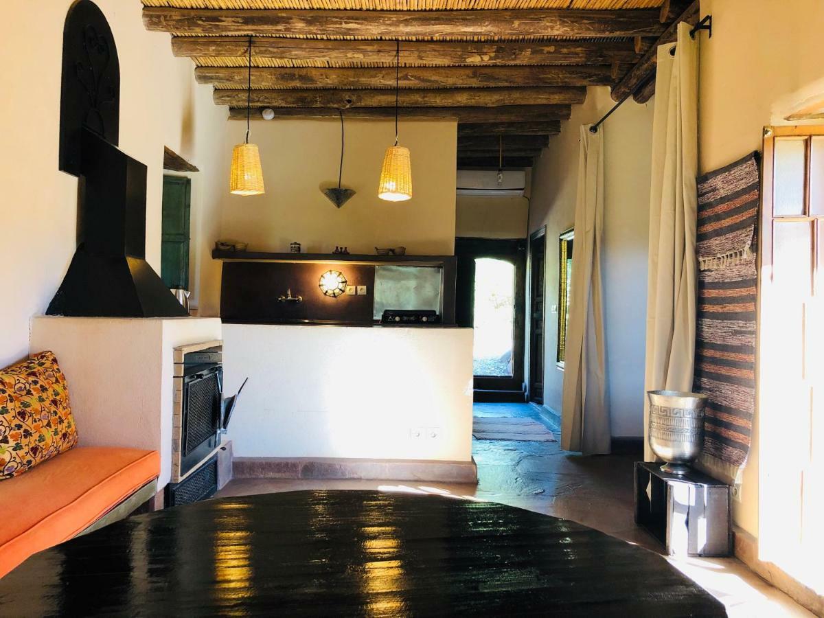 Les Jardins De Taja Guest house
